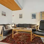Pet Friendly In Apartament *